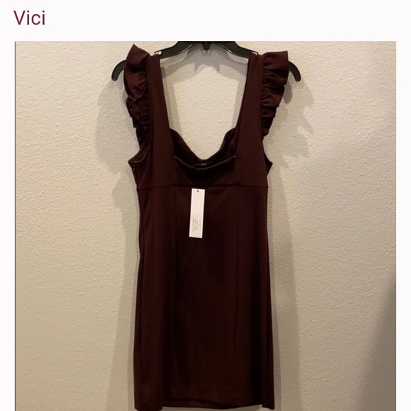 NWOT- Vici- Total Sweetheart Body con Dress- Wine Red (Size Small) - Picture 8 of 11